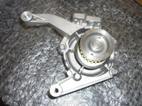 vodní pumpa 2.8 CRD 
